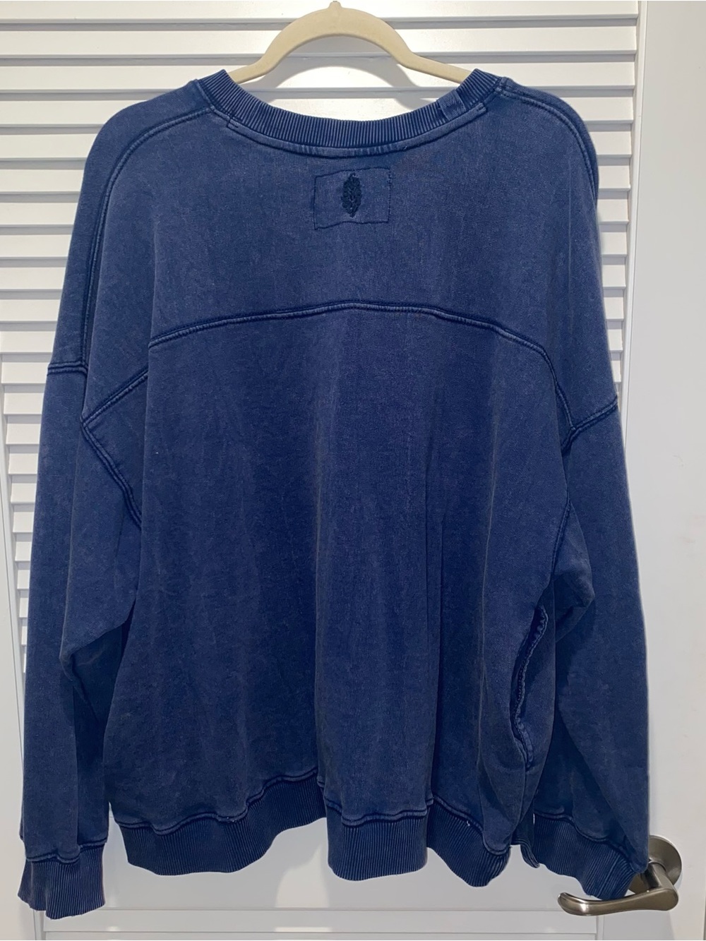 FP Movement Women’s All Star Pullover Sweatshirt Stone Washed Navy L - Picture 9 of 10